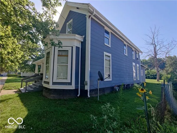 $595 | 617 West Franklin Street, Unit STUDIO 3, Shelbyville, IN 46176