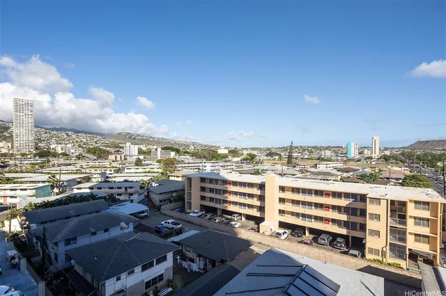 $2,300 | 2542 Date Street, Unit 401, Honolulu, HI 96826