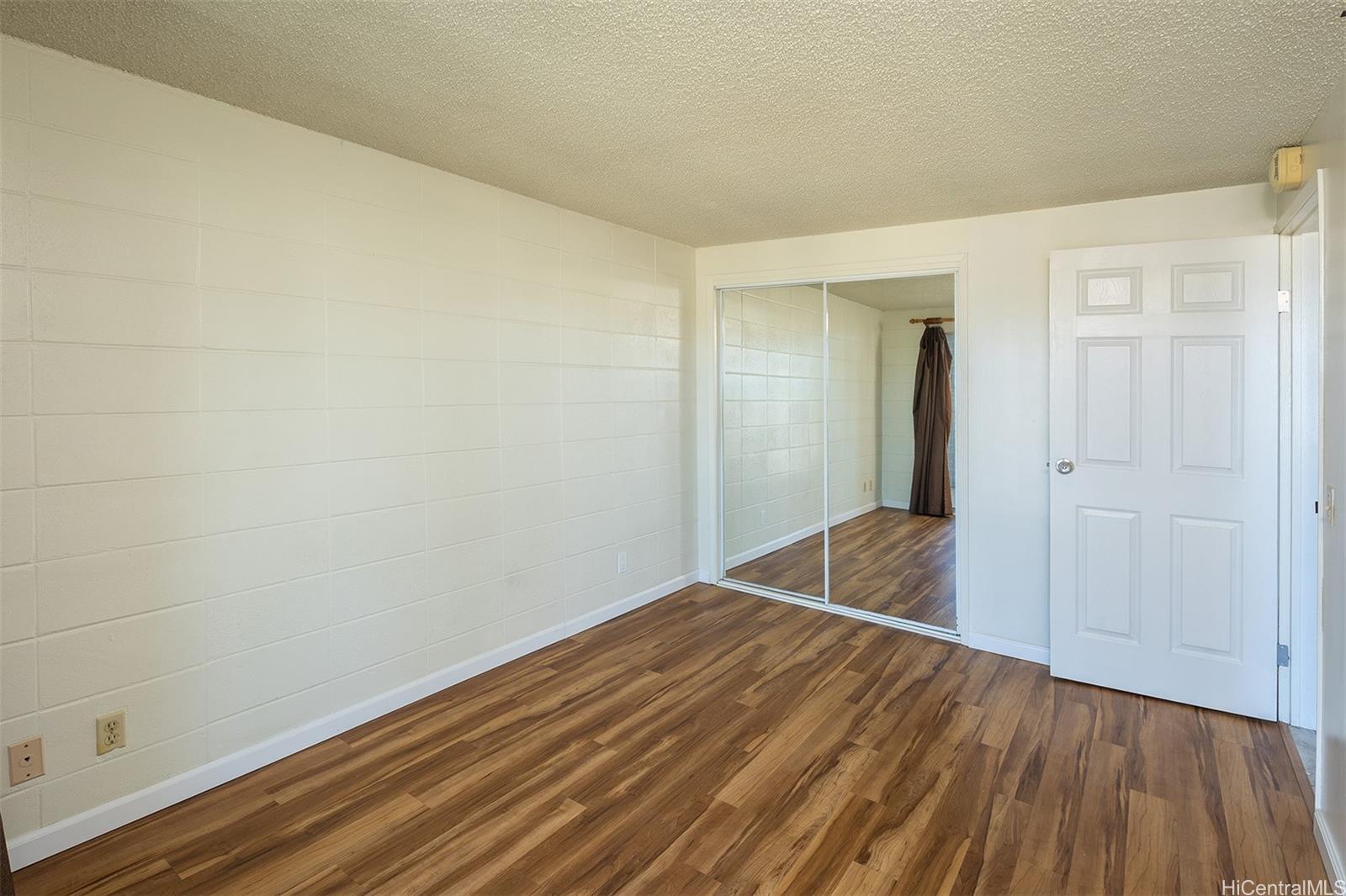 2542 Date Street, Unit 401 Honolulu, HI 96826 - Photo 6 of 13