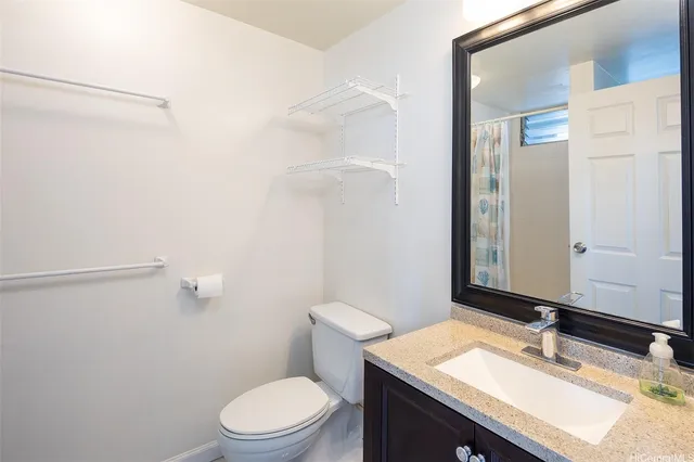 $2,300 | 2542 Date Street, Unit 401, Honolulu, HI 96826