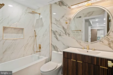 a bathroom with a bathtub