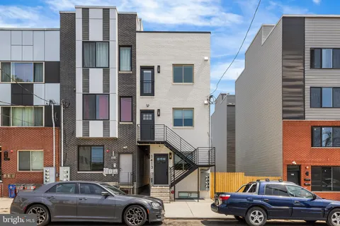 $875,000 | 1413 North 8th Street, Philadelphia, PA 19122