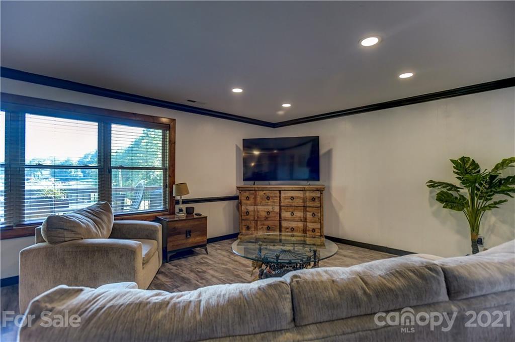 215 Shady Cove Road Troutman, NC 28166 - Photo 14 of 37 Gallery Image 14