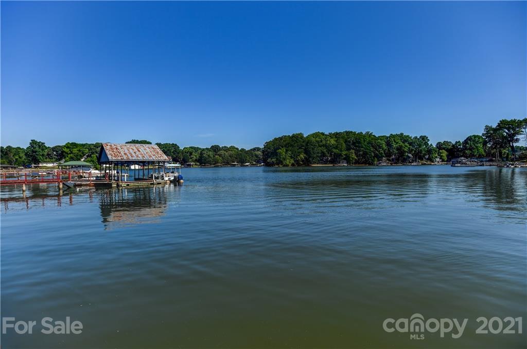 215 Shady Cove Road Troutman, NC 28166 - Photo 3 of 37 Gallery Image 3