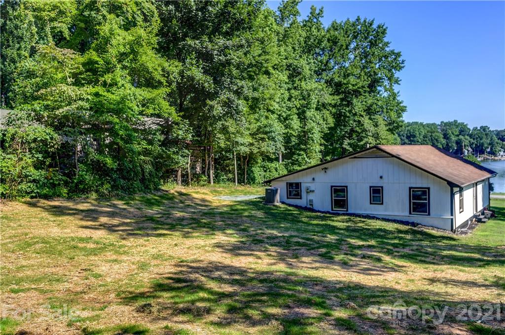 215 Shady Cove Road Troutman, NC 28166 - Photo 29 of 37 Gallery Image 29