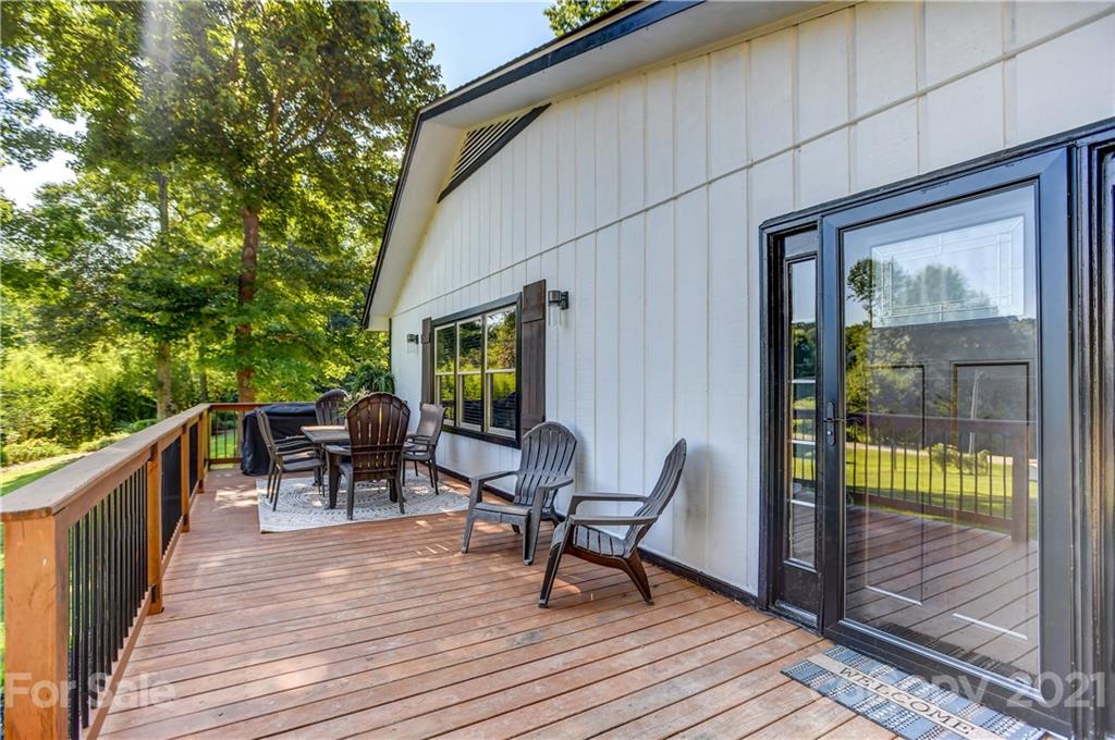 215 Shady Cove Road Troutman, NC 28166 - Photo 6 of 37 Gallery Image 6