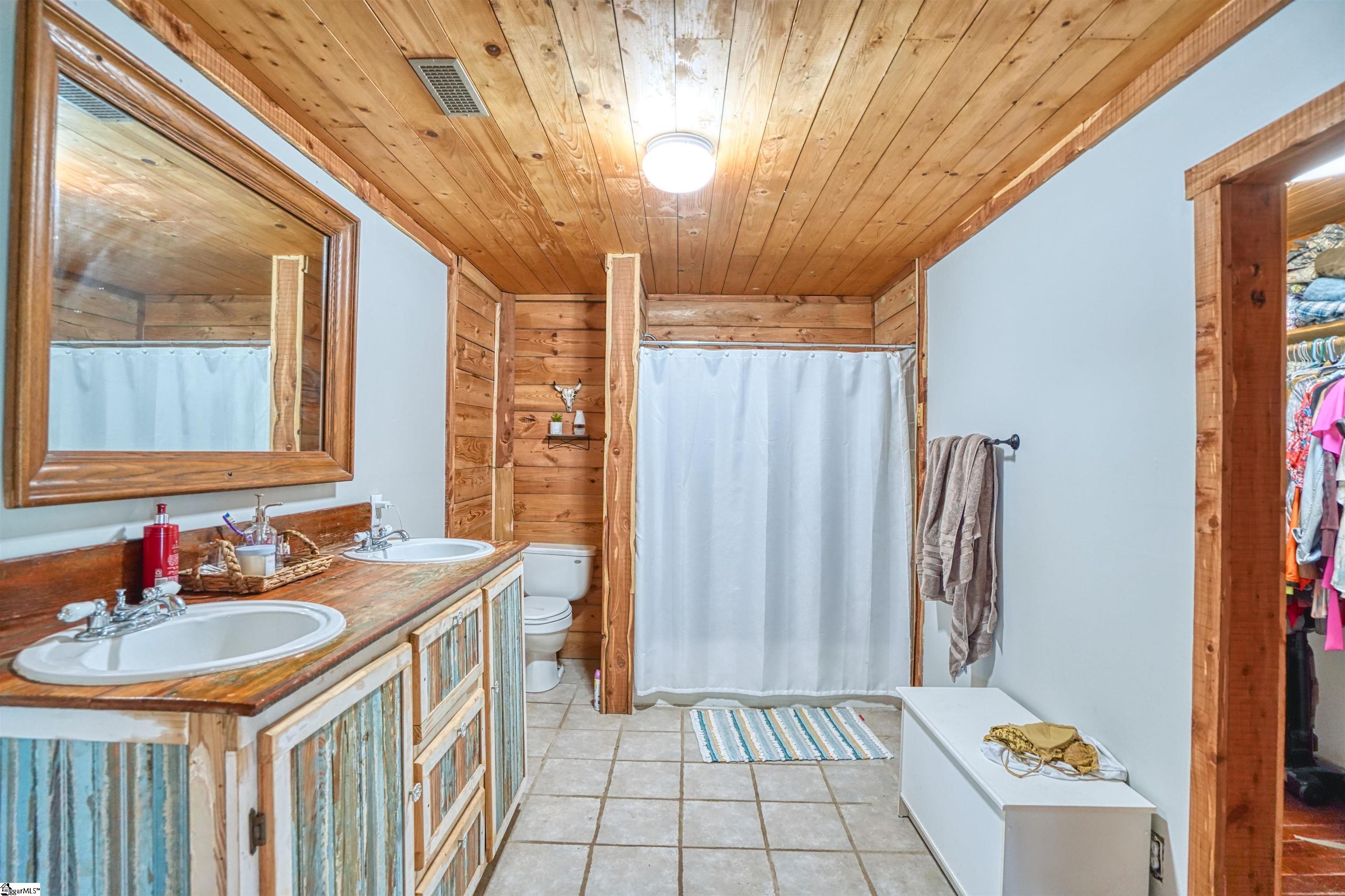 1356 Thomas Mill Road Easley, SC 29640 - Photo 10 of 17