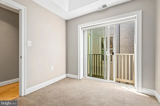 a view of a livingroom with entryway