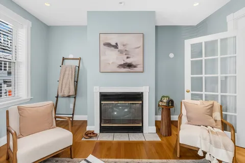 $749,000 | 93 Baldwin Street, Unit 1, Boston, MA 02129