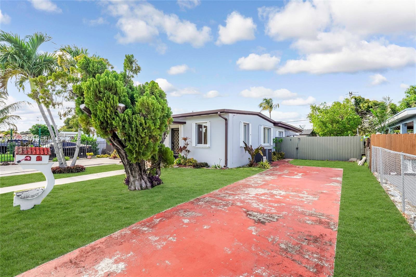 175 East 45th Street Hialeah, FL 33013 - Photo 2 of 39