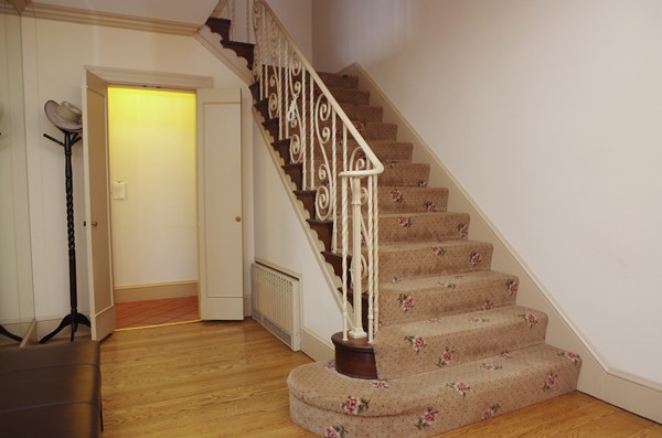 228 Dean Road Brookline, MA 02445 - Photo 11 of 24