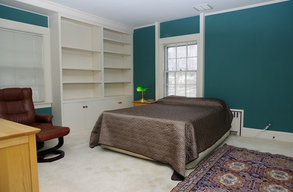 228 Dean Road Brookline, MA 02445 - Photo 15 of 24