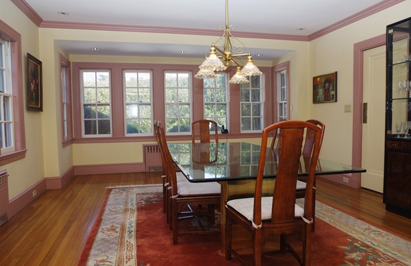 228 Dean Road Brookline, MA 02445 - Photo 5 of 24