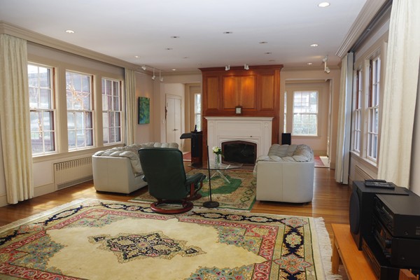 228 Dean Road Brookline, MA 02445 - Photo 8 of 24
