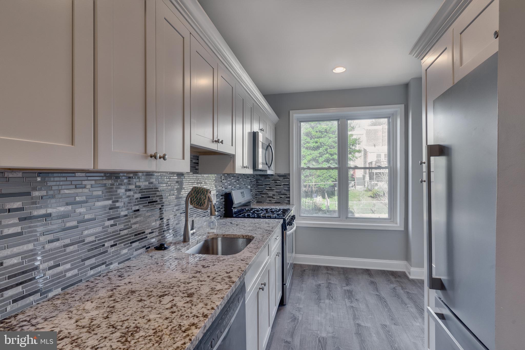 438 Ripka Street Philadelphia, PA 19128 - Photo 5 of 21