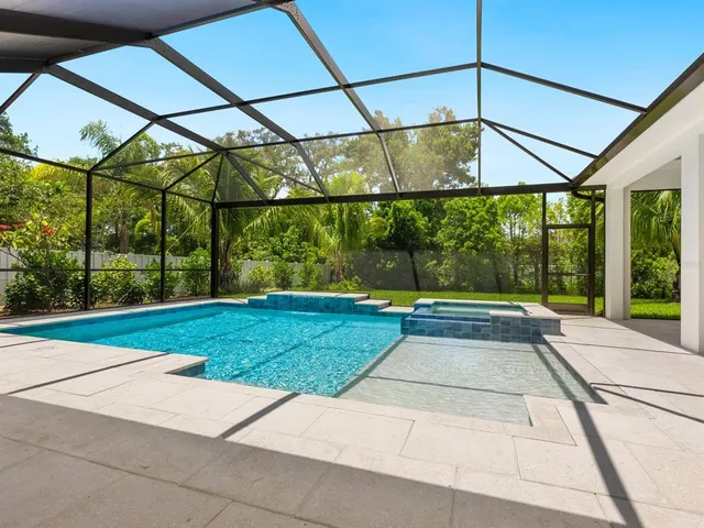 $4,397,500 | 1637 Hyde Park Street, Sarasota, FL 34239