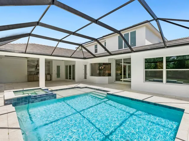 $4,397,500 | 1637 Hyde Park Street, Sarasota, FL 34239