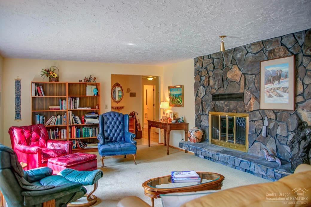 19145 Klippel Road Bend, OR 97703 - Photo 3 of 25 Additional Photo