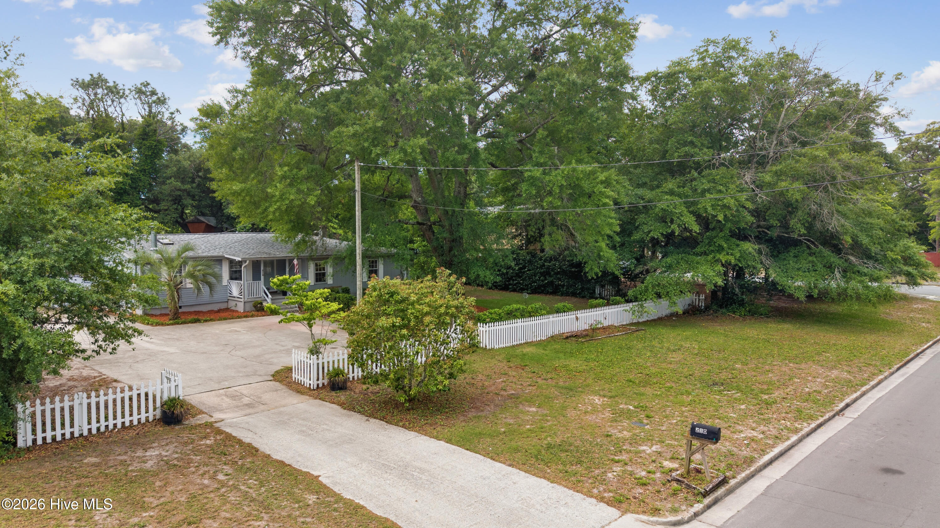 210 Rutledge Drive Wilmington, NC 28412 - Photo 47 of 49 DJI_20260508112850_0047_D