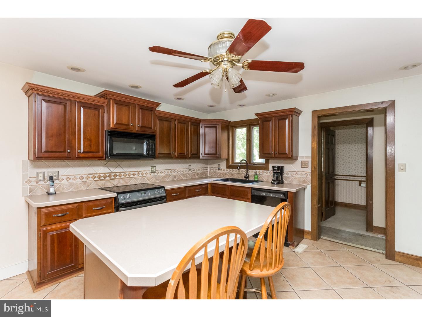1660 Goosetown Road Coatesville, PA 19320 - Photo 10 of 20 Kitchen