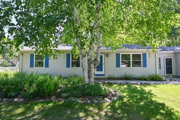 $450,000 | N880 Center Street, Ashippun, WI 53036