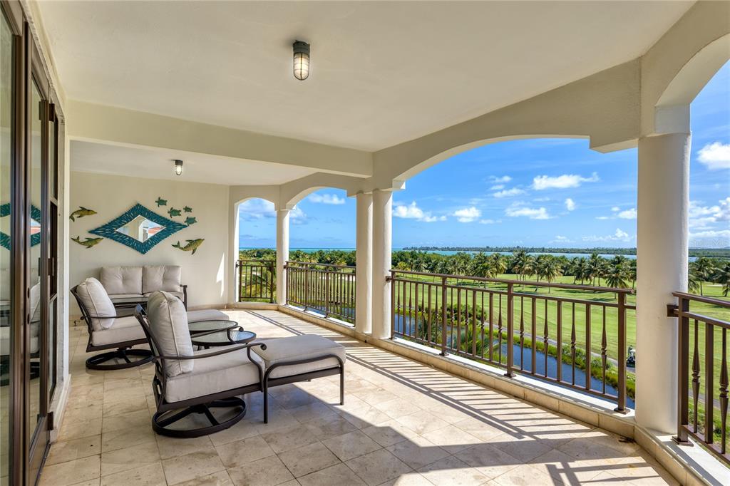 410 Coco Beach Blvd Unit PH502B