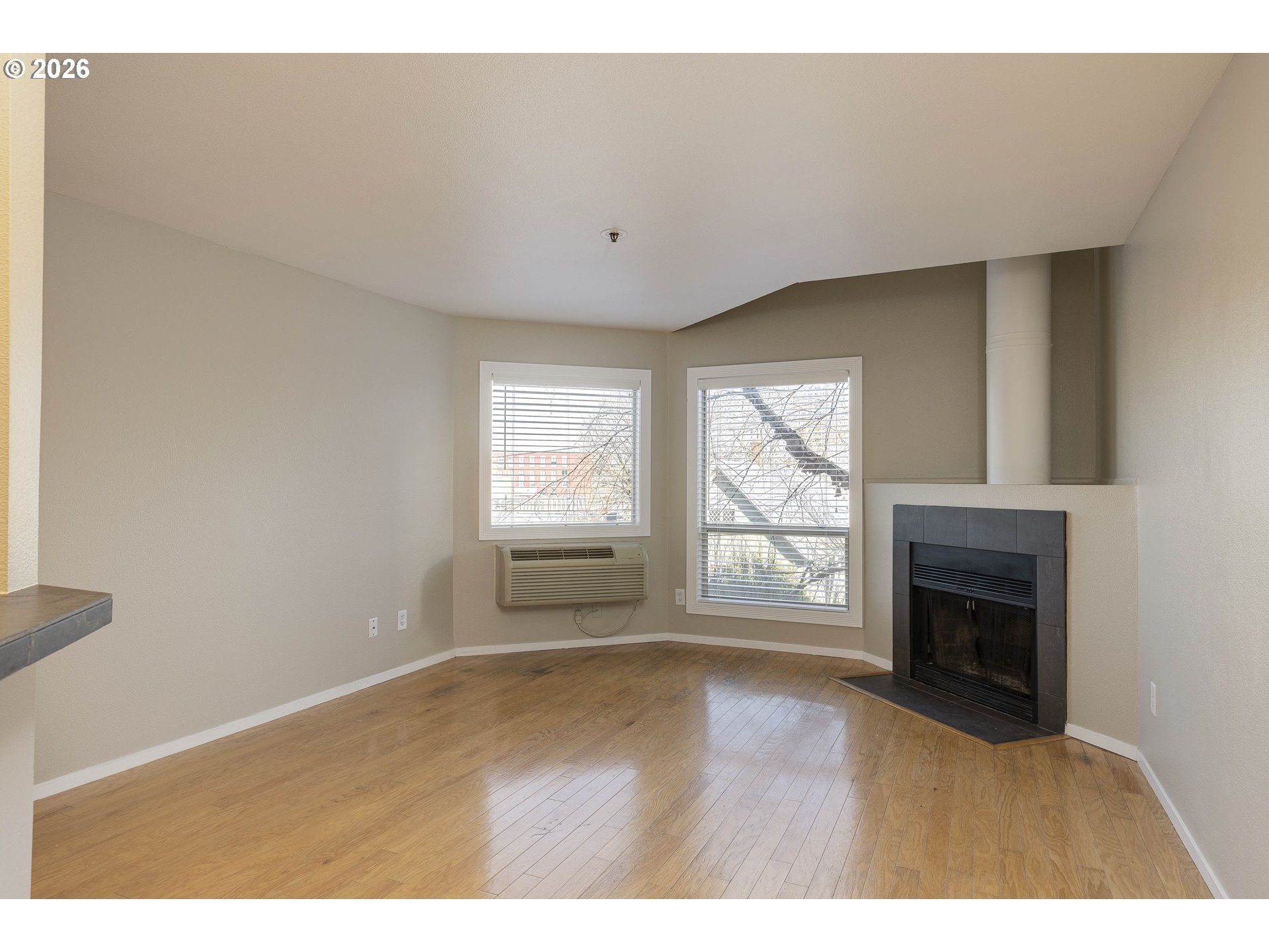 1535 Southwest Clay Street, Unit 304 Portland, OR 97201 - Photo 5 of 45