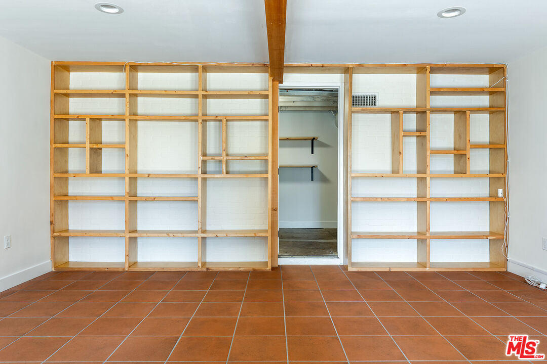 956 Parkman Street Altadena, CA 91001 - Photo 21 of 30