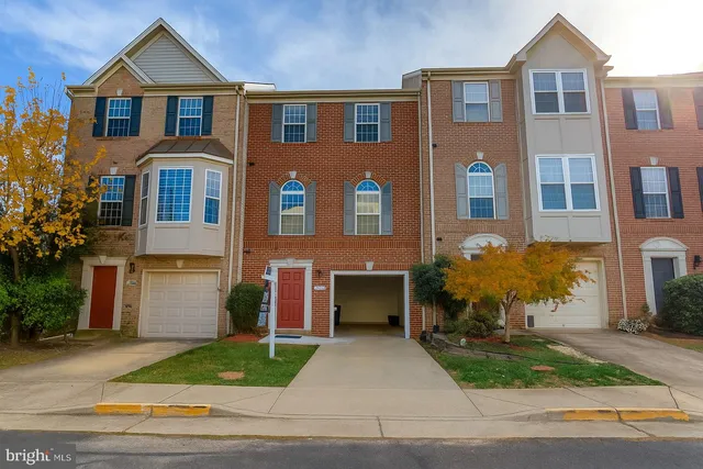 $3,099 | 5503 Sacramento Mews Place, Alexandria, VA 22309