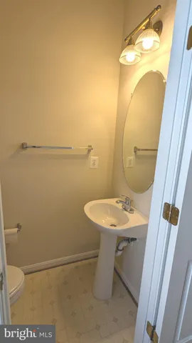 $3,099 | 5503 Sacramento Mews Place, Alexandria, VA 22309