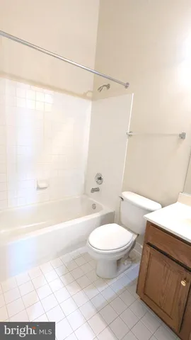 $3,099 | 5503 Sacramento Mews Place, Alexandria, VA 22309