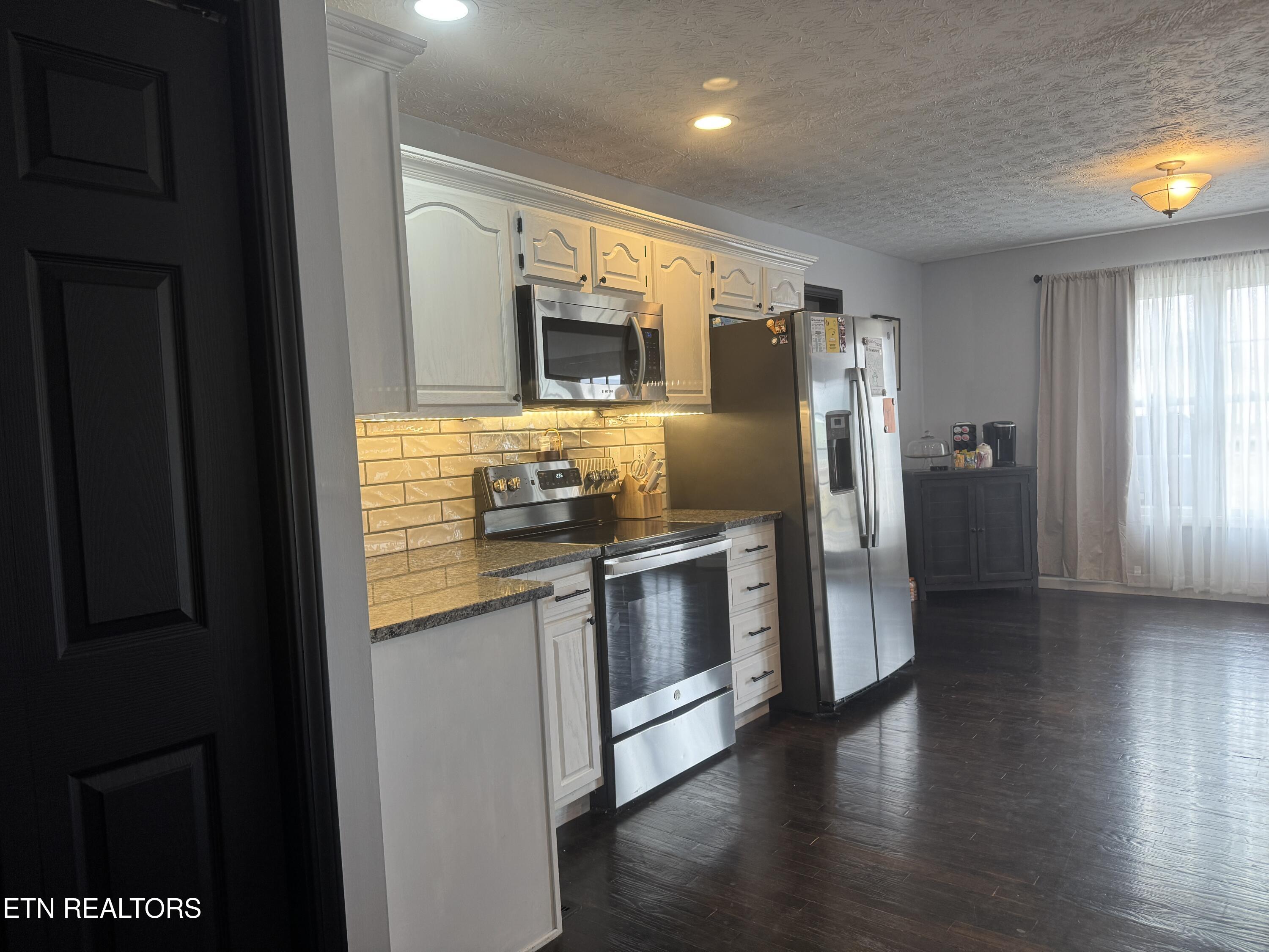 134 Julia Lane Speedwell, TN 37870 - Photo 10 of 14 IMG_5453