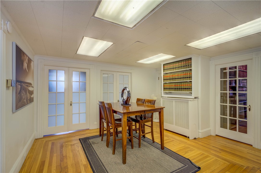 3214 Post Road Warwick, RI 02886 - Photo 14 of 50