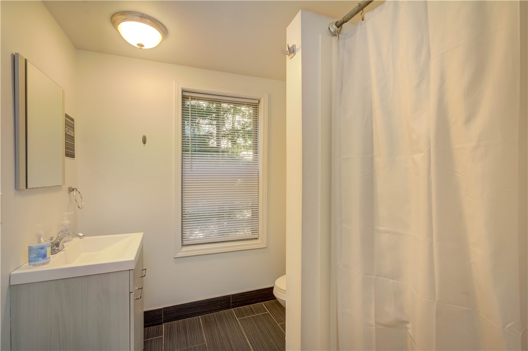 3214 Post Road Warwick, RI 02886 - Photo 18 of 50