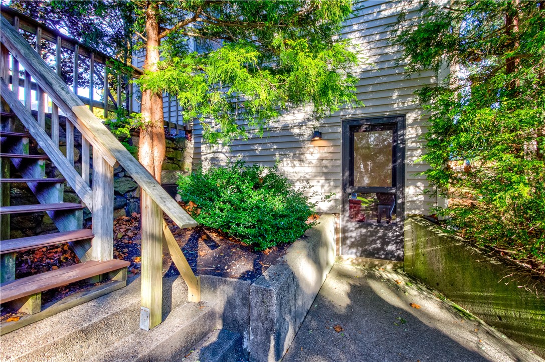 3214 Post Road Warwick, RI 02886 - Photo 43 of 50