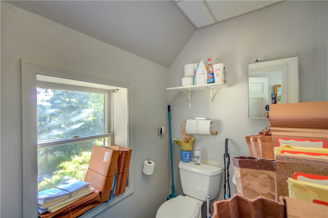 3214 Post Road Warwick, RI 02886 - Photo 46 of 50