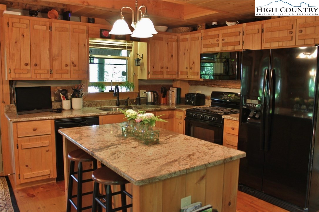 755 Homestead Road Todd, NC 28684 - Photo 8 of 30 Gallery Image 8