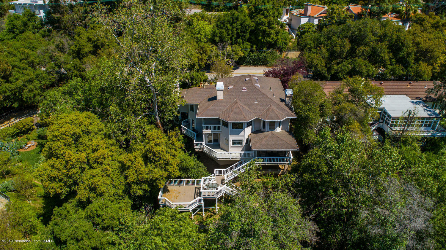 1079 Laguna Rd Pasadena CA-large-035-4-E