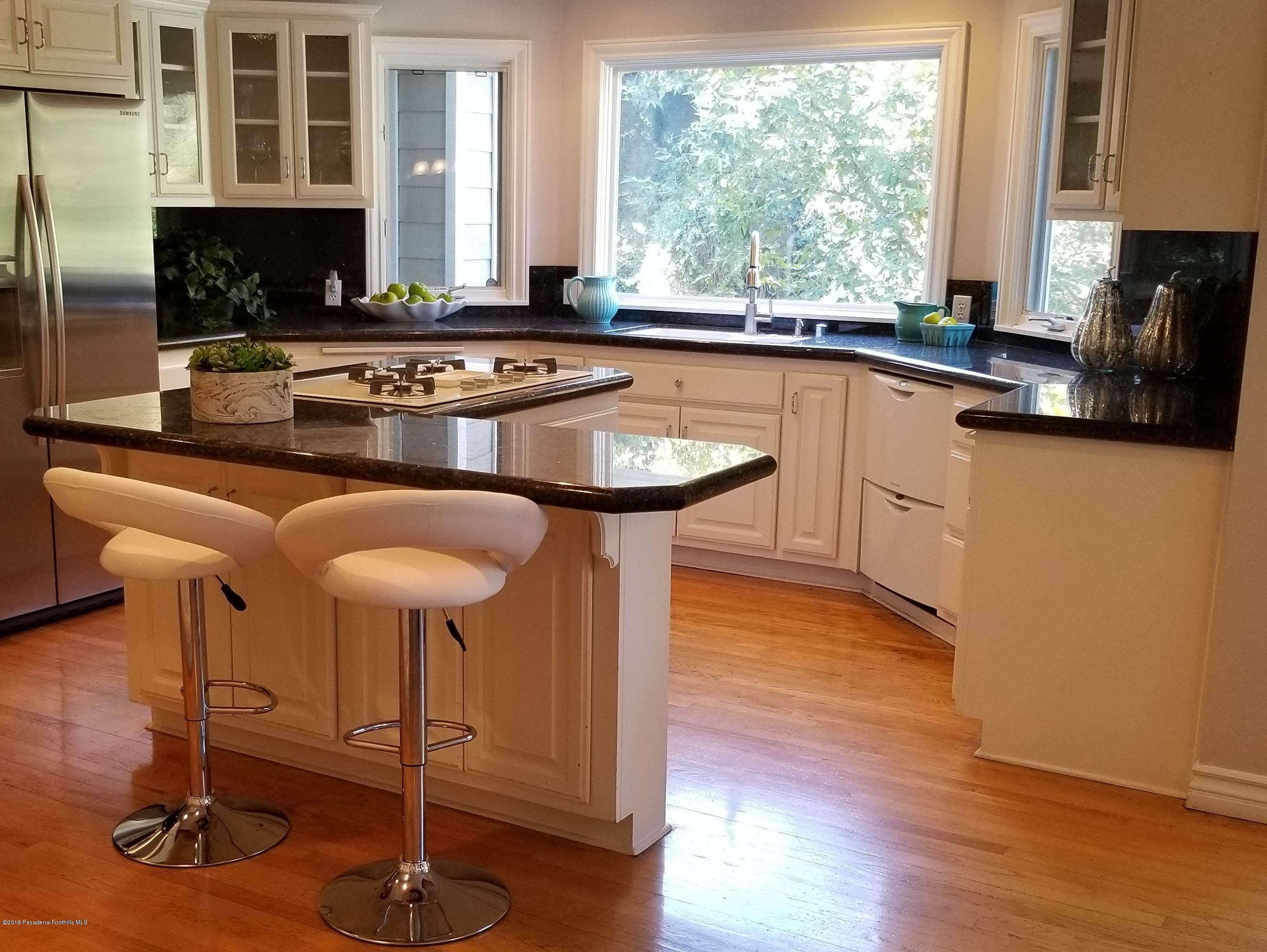 1079 Laguna Road Pasadena, CA 91105 - Photo 4 of 24 20190821_093709 (5)