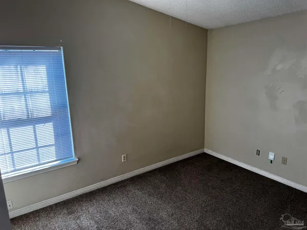 $1,000 | 8210 Kipling Street, Unit B, Pensacola, FL 32514