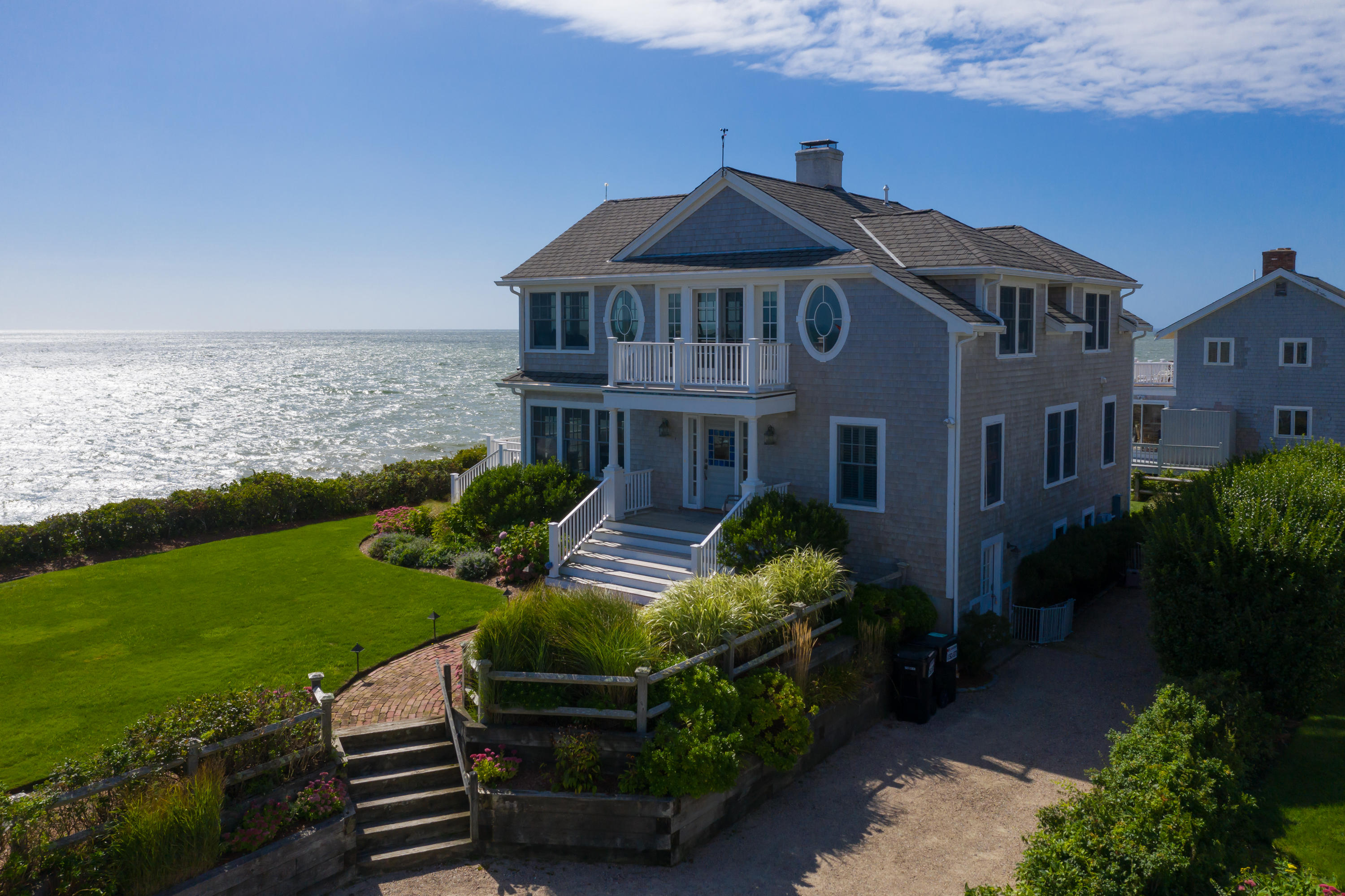 31 Starboard Lane Mashpee, MA 02649 - Photo 49 of 49 a front view of a house with garden