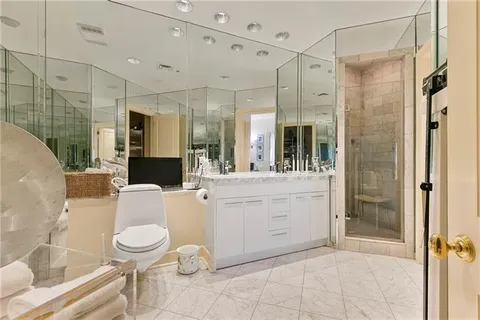 $2,375,000 | 600 Port Of New Orleans Place, Unit 6F, New Orleans, LA 70130