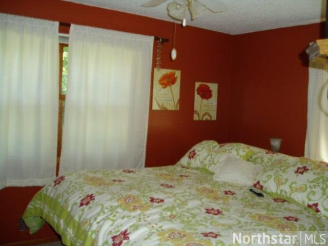 2033 Prosperity Road Maplewood, MN 55109 - Photo 11 of 16
