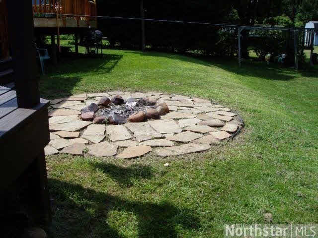 2033 Prosperity Road Maplewood, MN 55109 - Photo 5 of 16