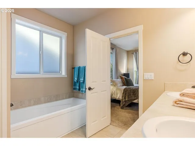 $585,000 | 6515 Northeast 133rd Way, Vancouver, WA 98686