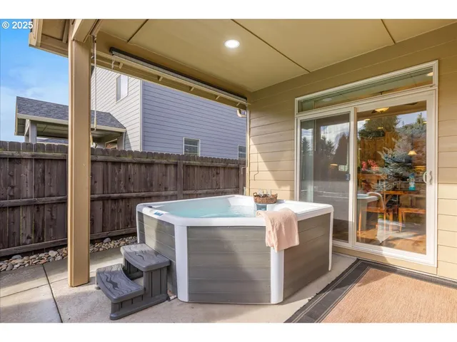 $585,000 | 6515 Northeast 133rd Way, Vancouver, WA 98686