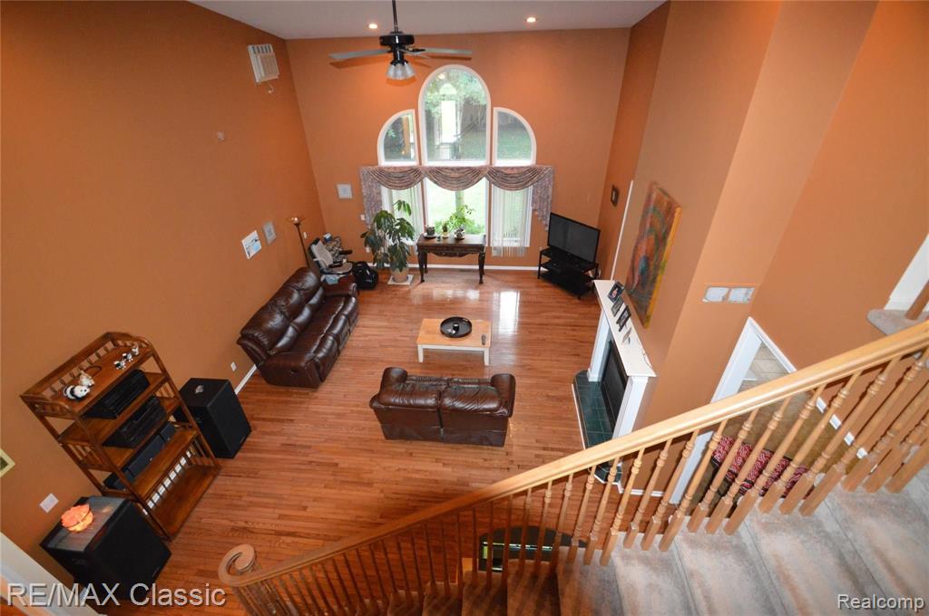48255 Hanford Road Canton, MI 48187 - Photo 49 of 54