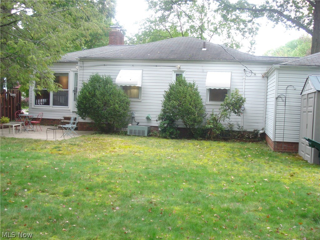 1160 Piermont Road Cleveland, OH 44121 - Photo 6 of 25