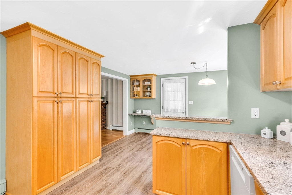 39 Union Street Norfolk, MA 02056 - Photo 11 of 42