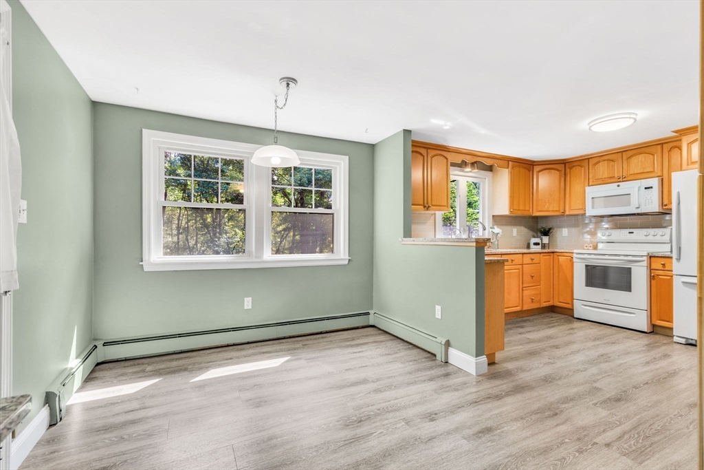 39 Union Street Norfolk, MA 02056 - Photo 12 of 42